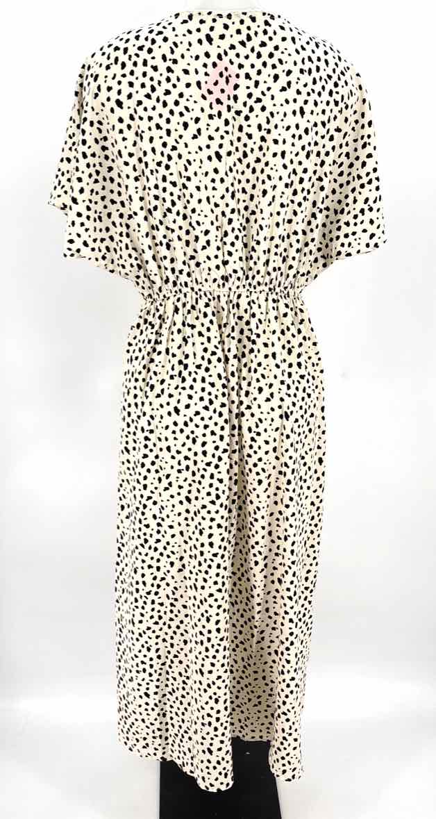 Size L Cream Dress