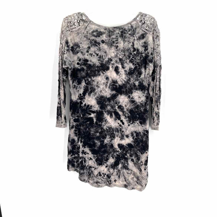 Size M PPLA gray print Shirt