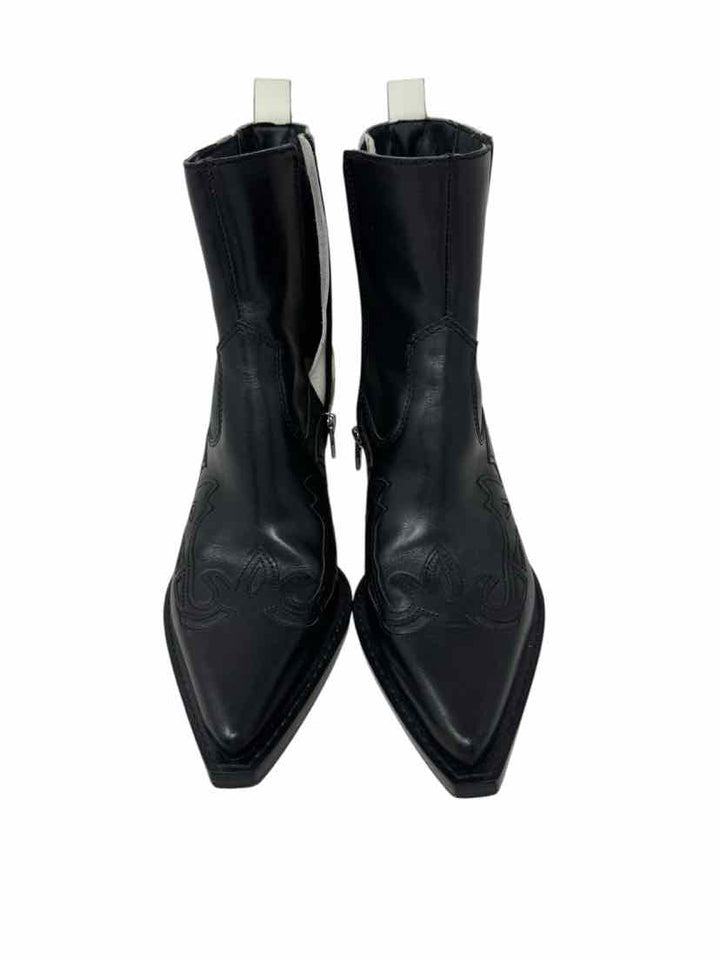 Shoe Size 7 Dolce Vita White Leather Boots