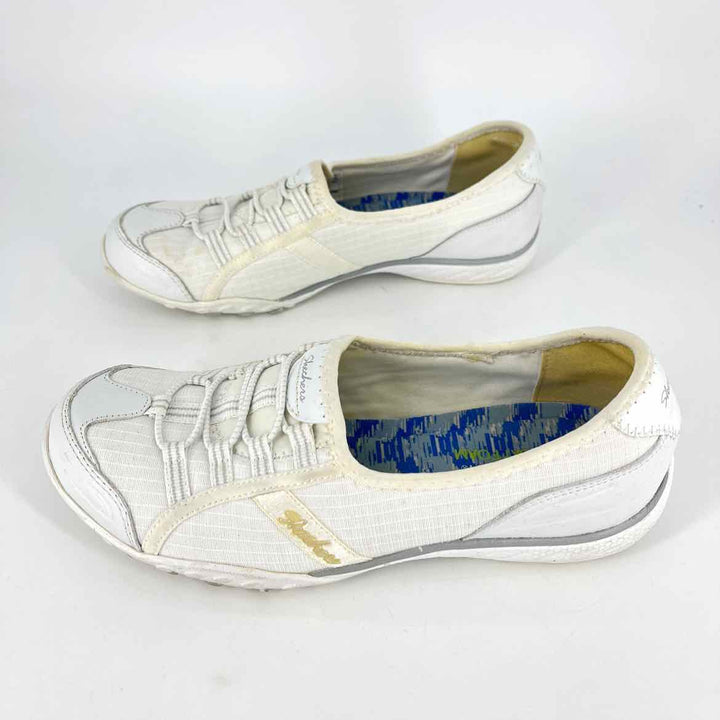 Shoe Size 6 Sketchers White Flats