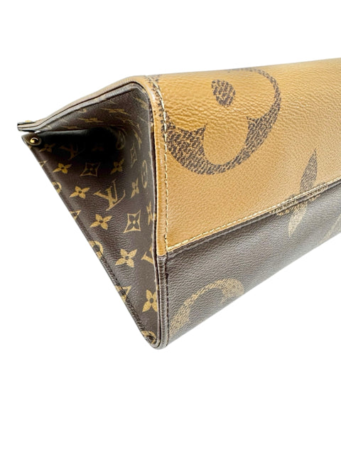 Louis Vuitton Luxury - Purse