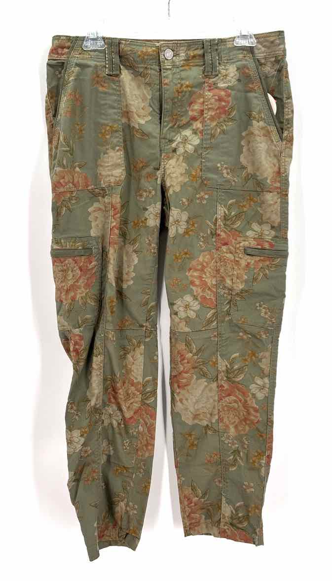 Size 8 Chico's Olive Pants