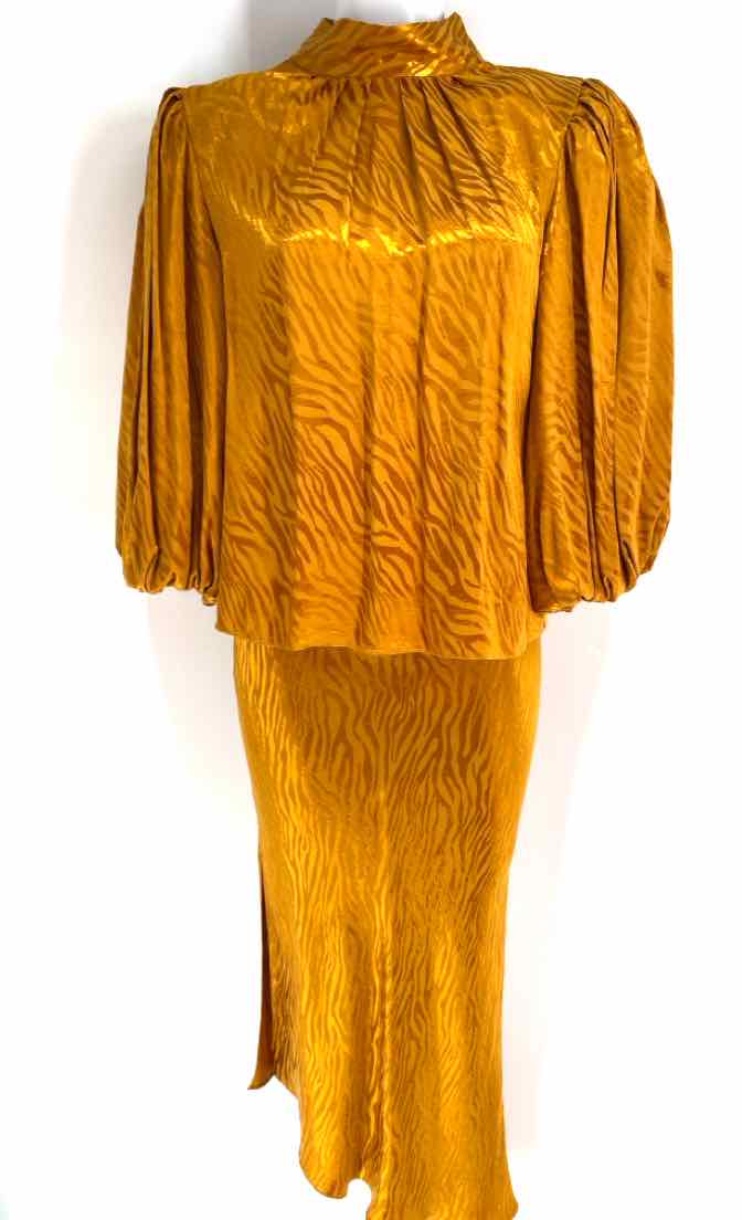 Size 8 Alice + Olivia Mustard Silk 2 PC Dress