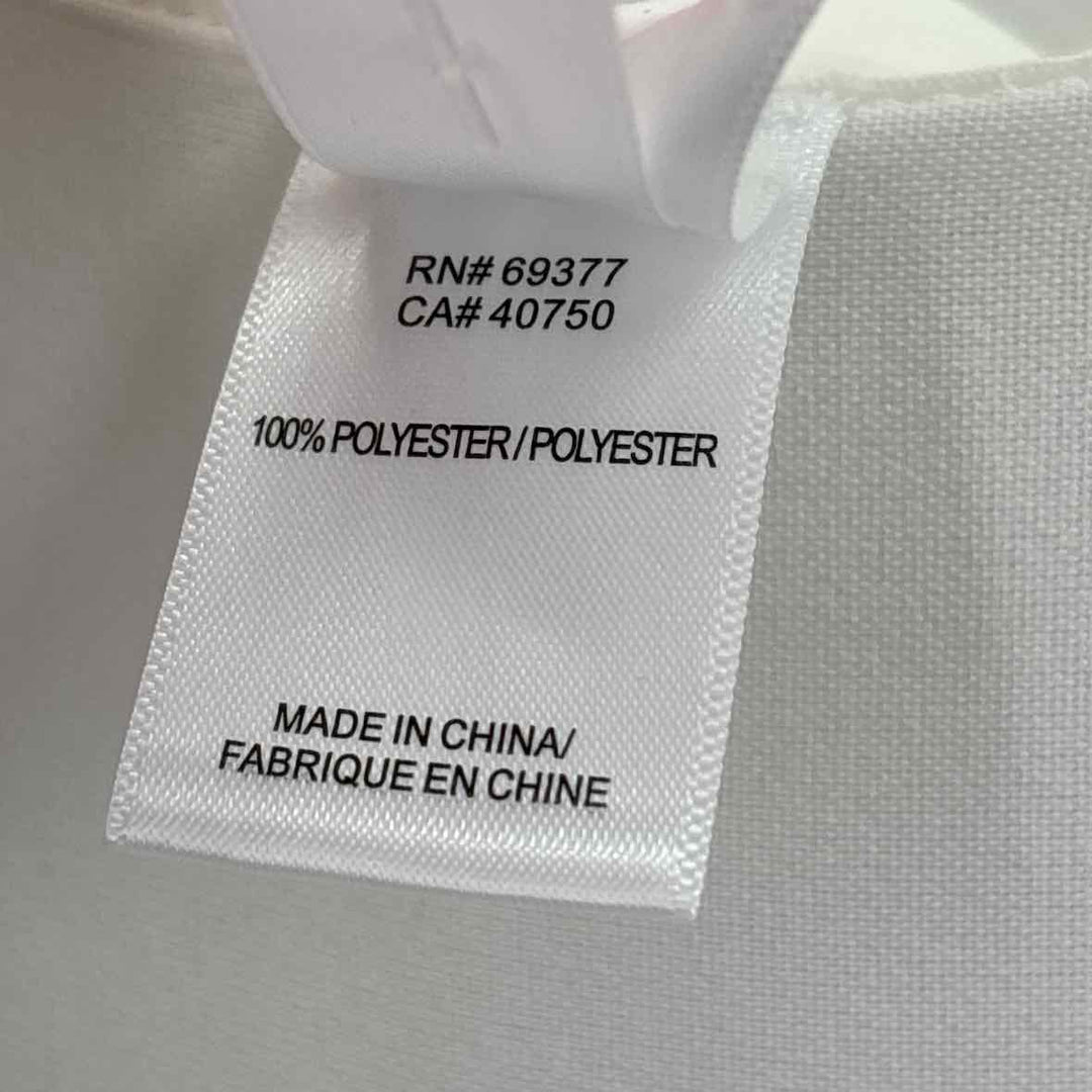 Size 3X White Shirt
