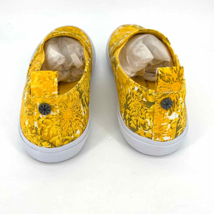 Shoe Size 8 ISAAC MIZRAHI Yellow Canvas Sneakers