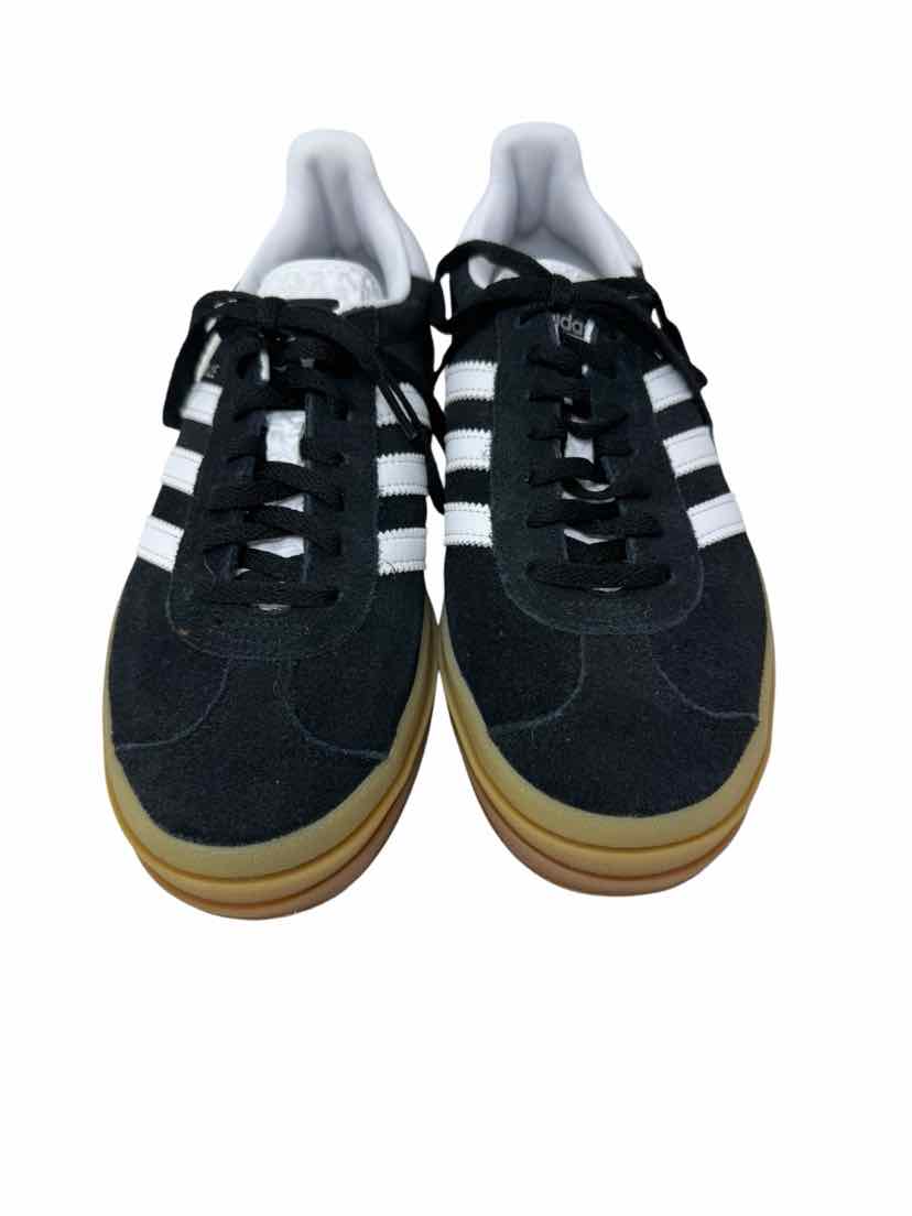 Shoe Size 7.5 Adidas Black Sneakers