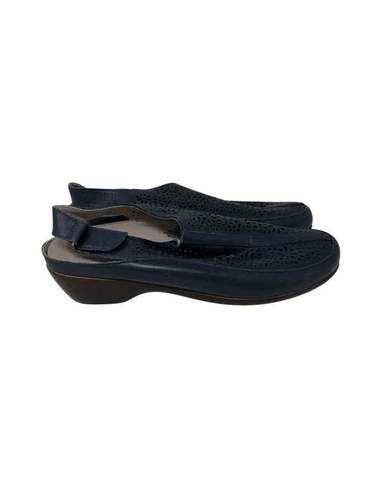 Shoe Size 10 EASY SPIRIT Navy Leather Flats