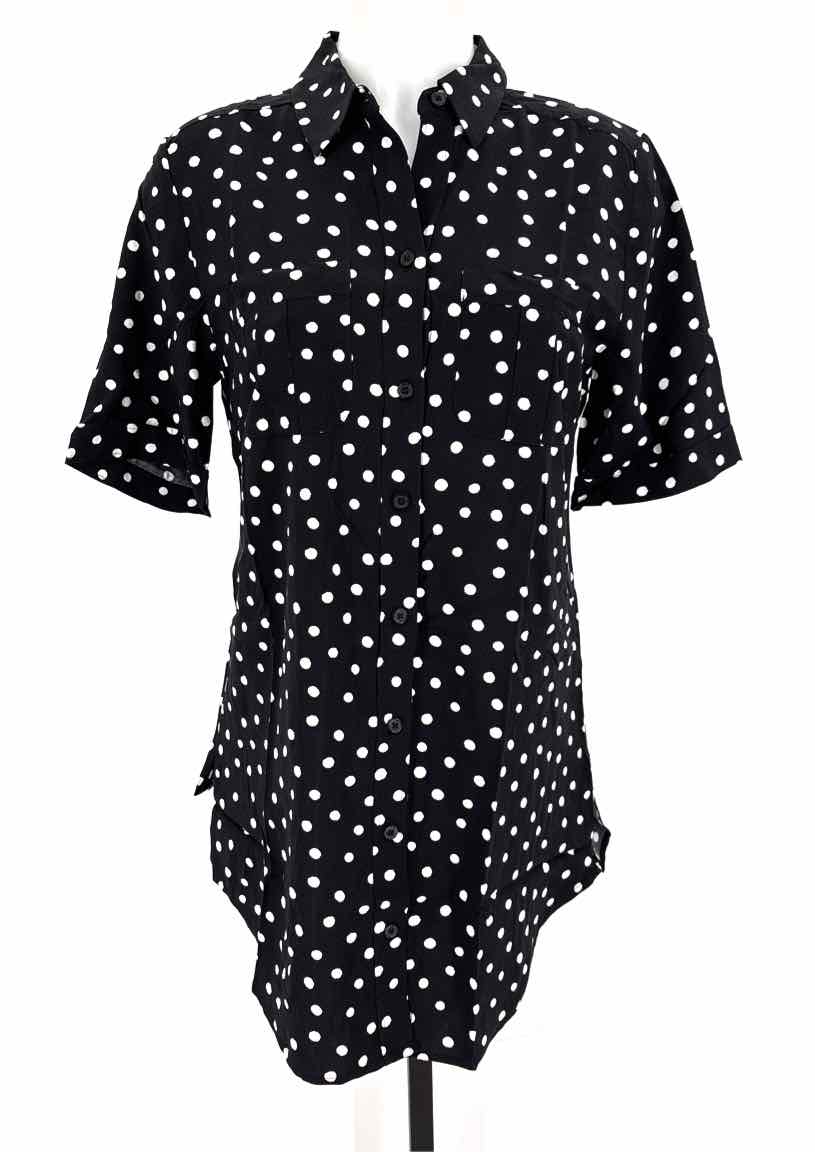 Size S Chico's Black Shirt