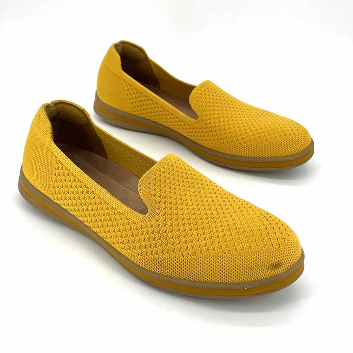 Shoe Size 9 EARTH ORIGINS Mustard Flats