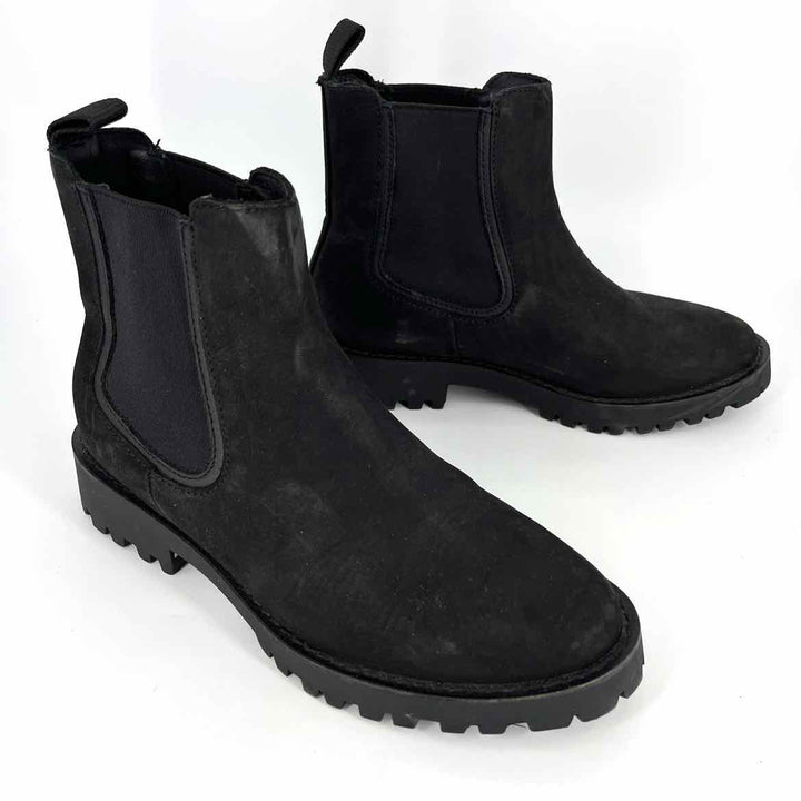 Shoe Size 6 Black Boots