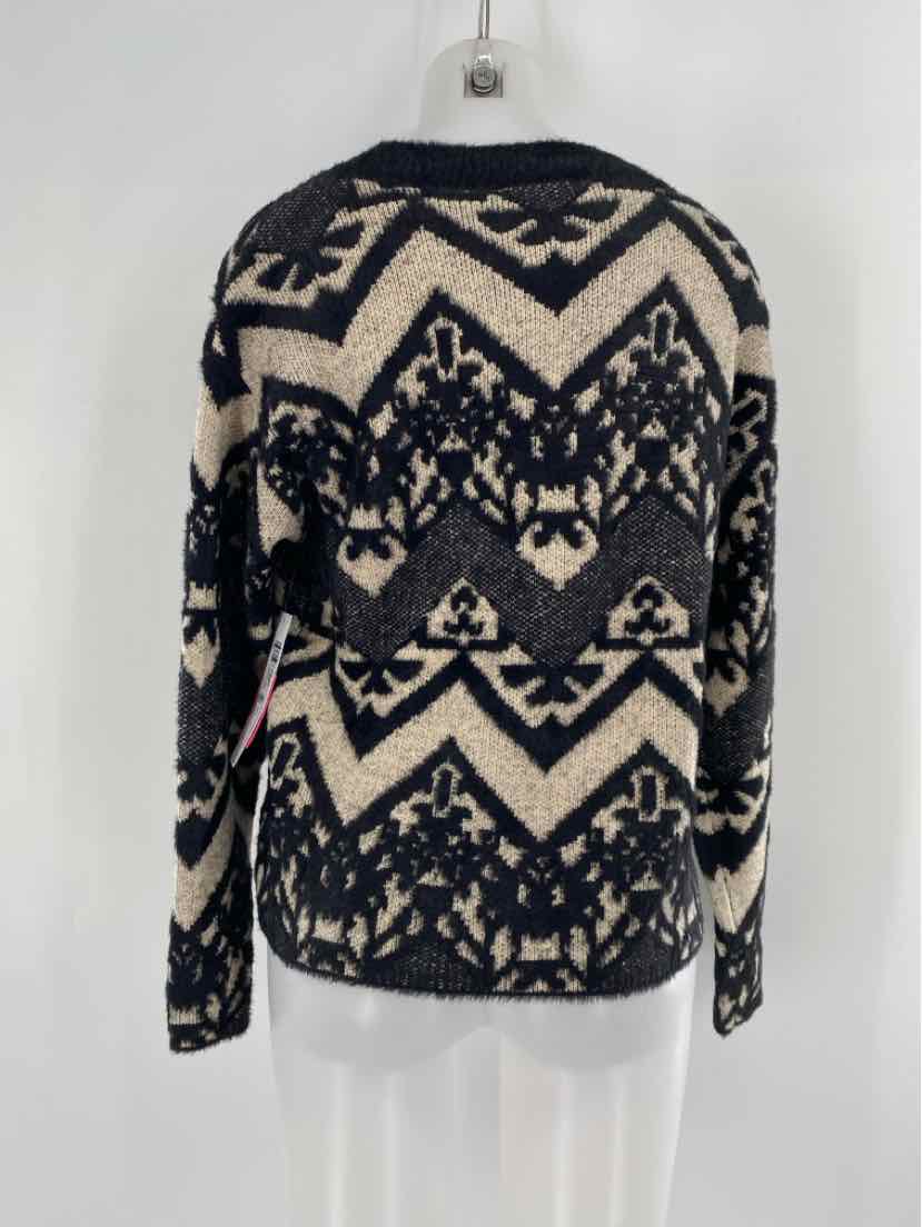 Size M TRIBAL Black Print Sweater