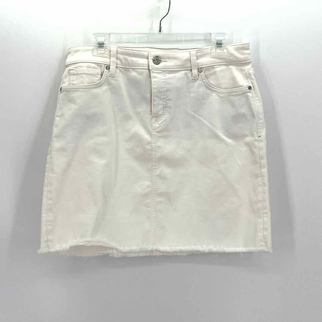 Size 10 TOMMY BAHAMA White Skirt