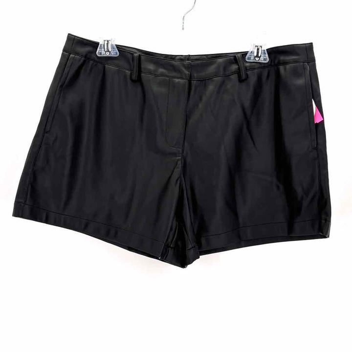 Size XL Black Faux Leather Shorts