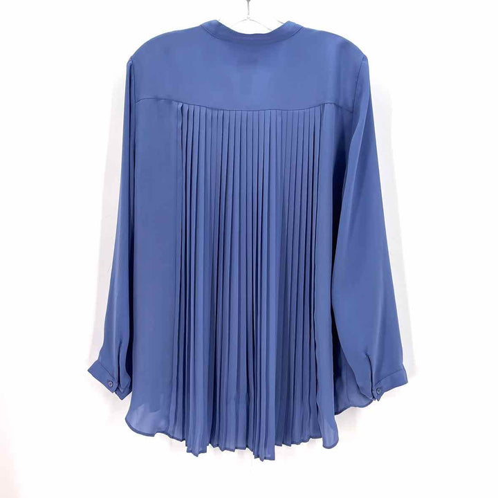 Size L Chico's Light Blue Shirt