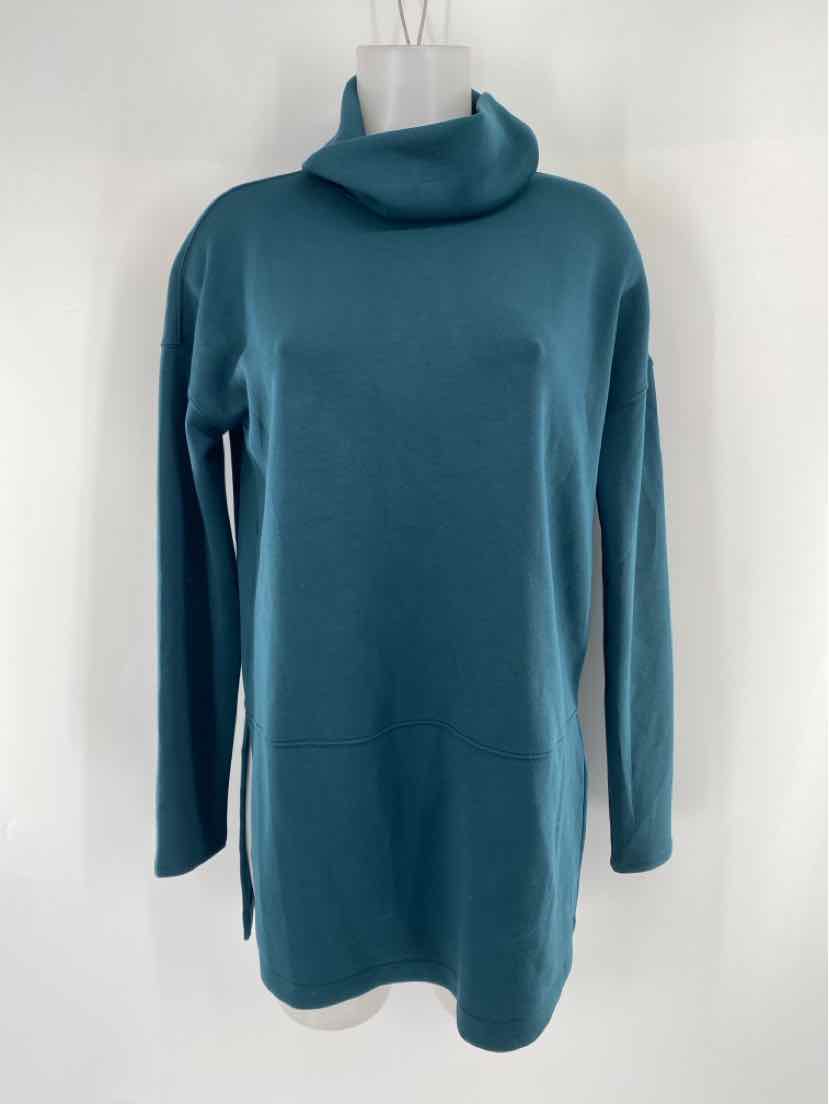 Size XS SPANX Green Sweater