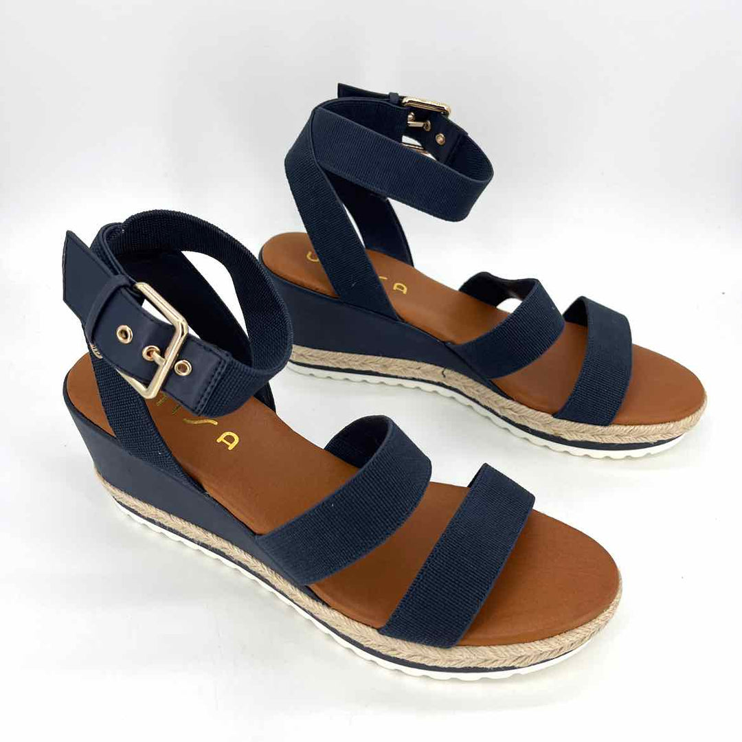 Shoe Size 11 UNISA Navy Sandals