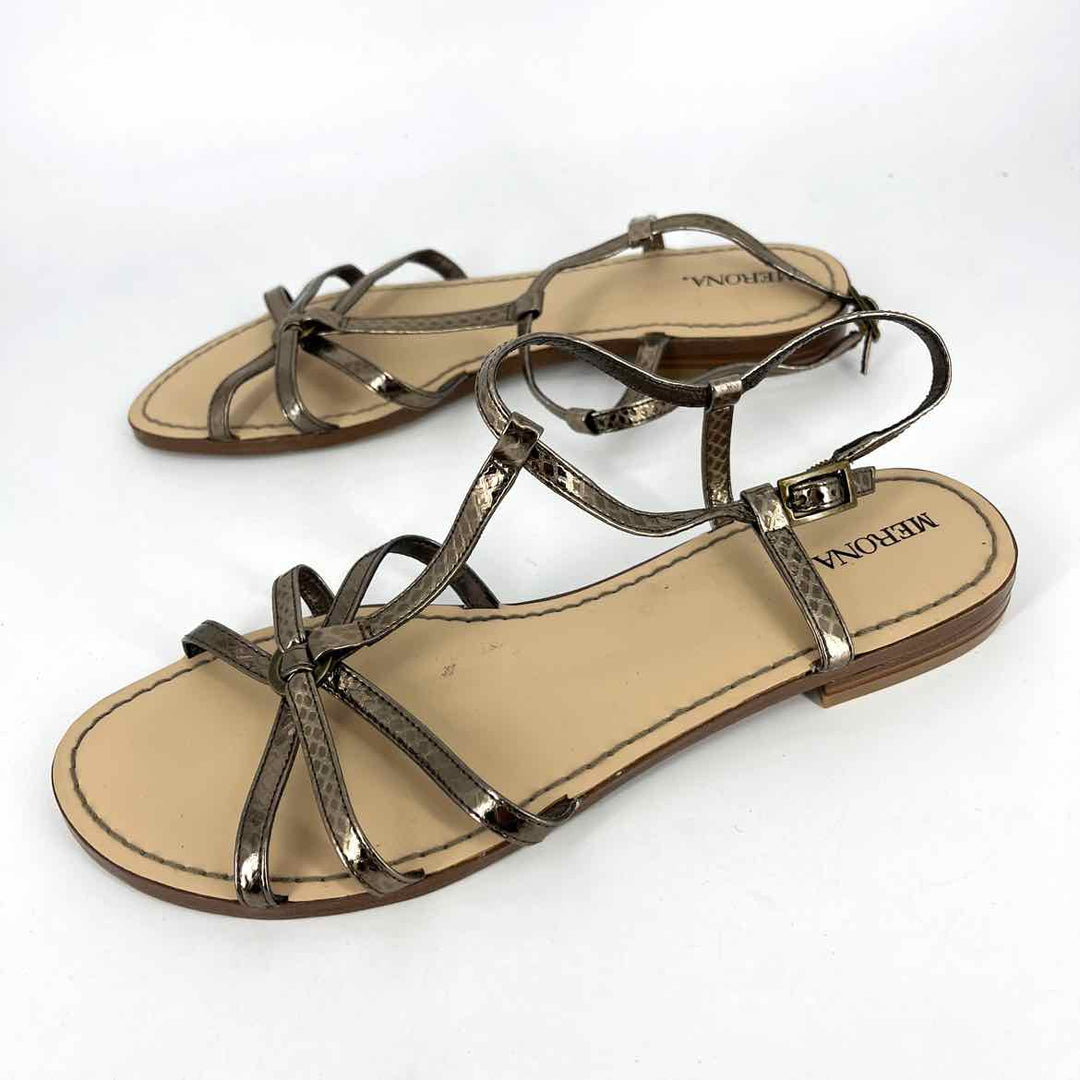 Shoe Size 9.5 MERONA Pewter Faux Leather Sandals