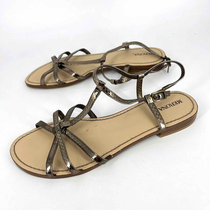 Shoe Size 9.5 MERONA Pewter Faux Leather Sandals