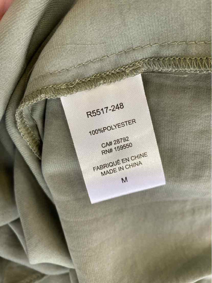 Size M RENAR Olive Shirt