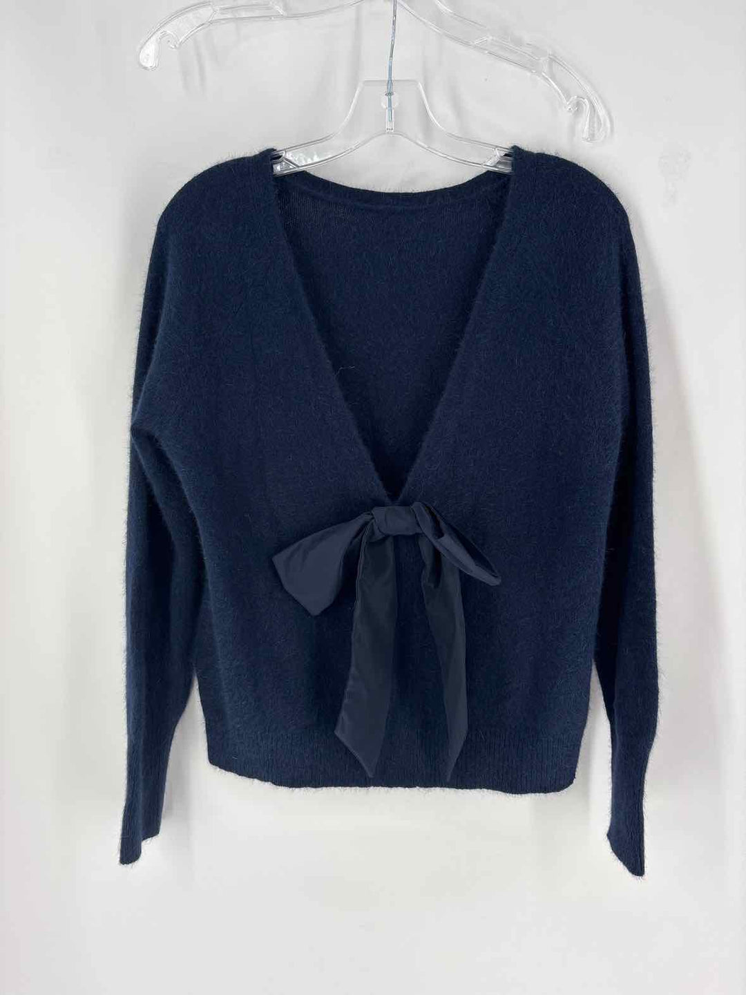 Size M Vineyard Vines Navy Sweater