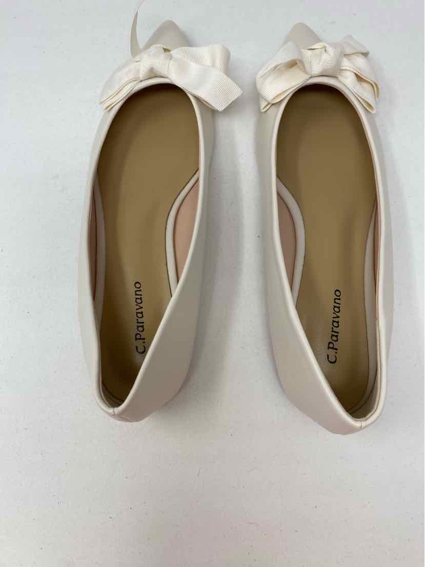 Shoe Size 38 Ivory Flats