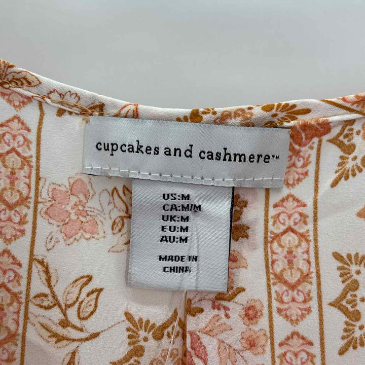 Size M Cupcakes & Cashmere Multi-Color Shirt
