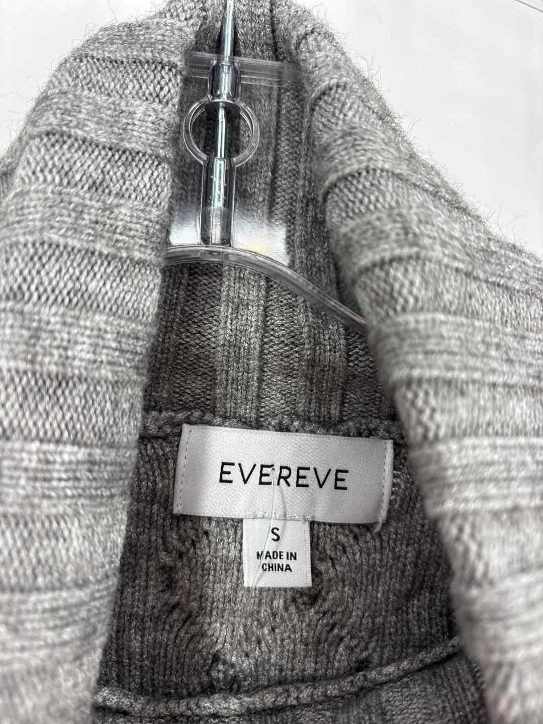 Size S EVEREVE Gray Sweater