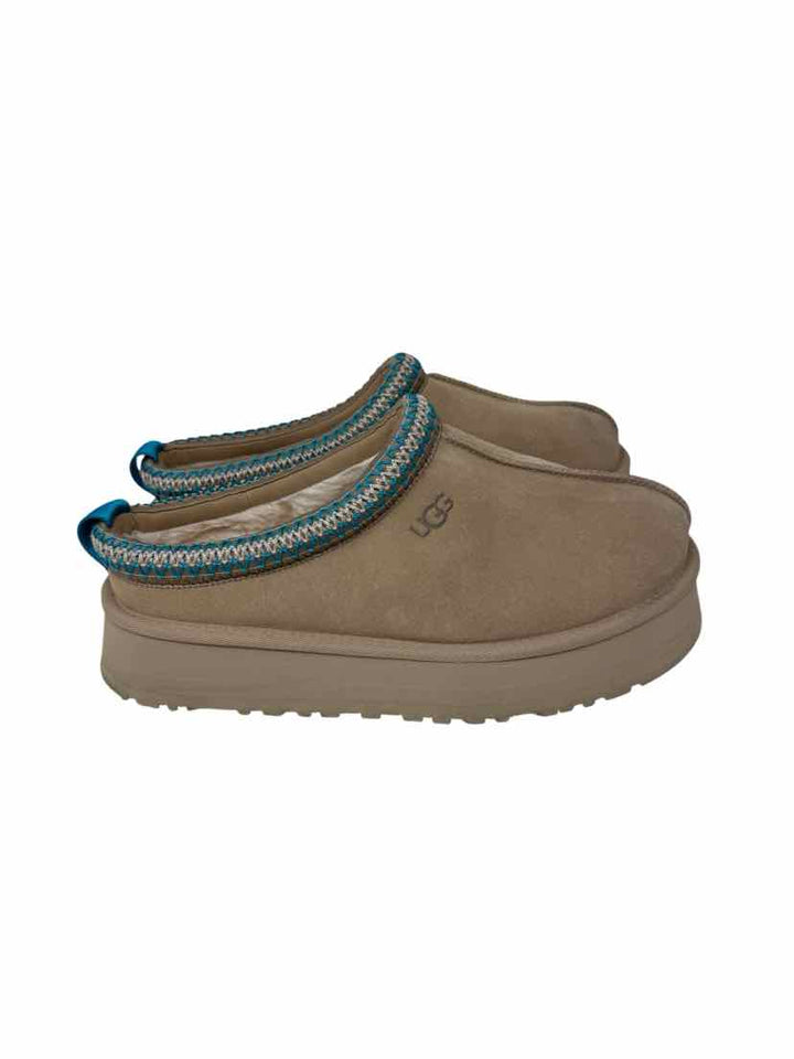 Shoe Size 10 Ugg Tan Flats