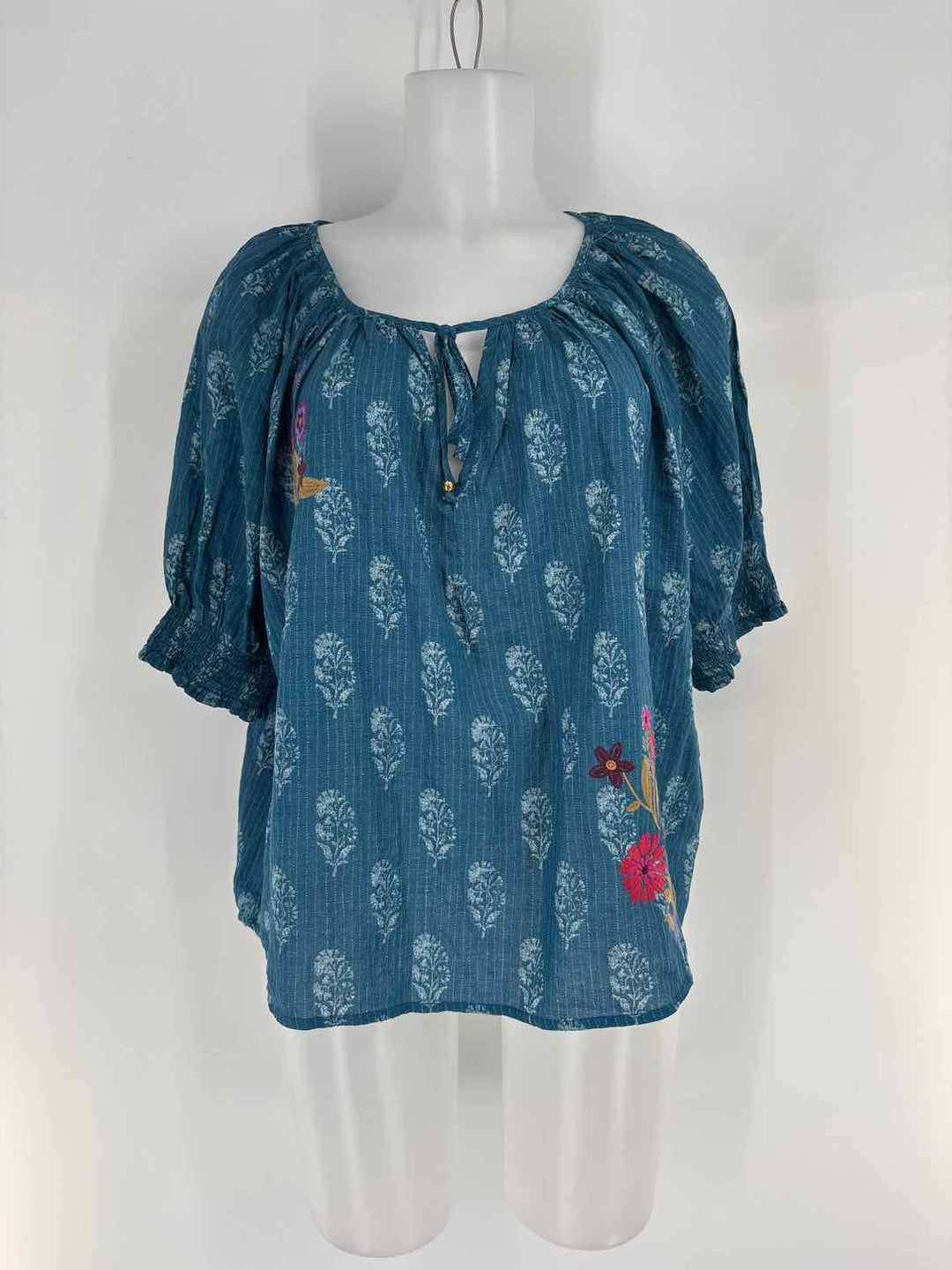 Size M Teal Shirt
