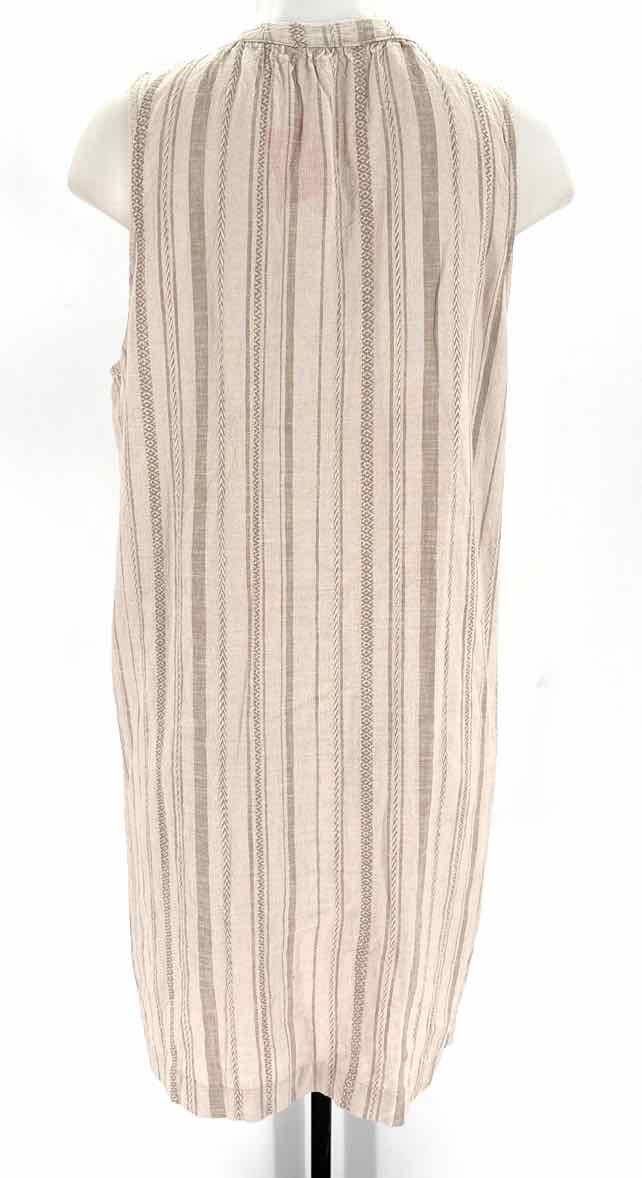 Size M Splendid Tan Dress