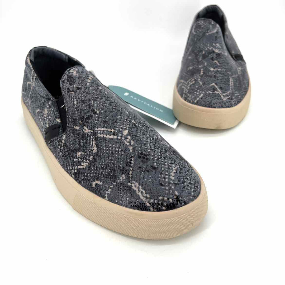 Shoe Size 9.5 Navy Sneakers