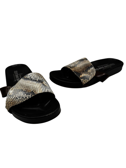 Shoe Size 8.5 Brown Leather Sandals