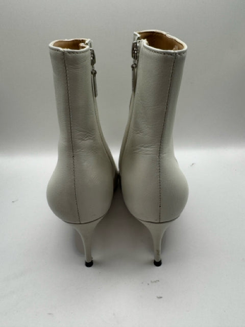 Shoe Size 5.5 SCHUTZ Ivory Leather Boots