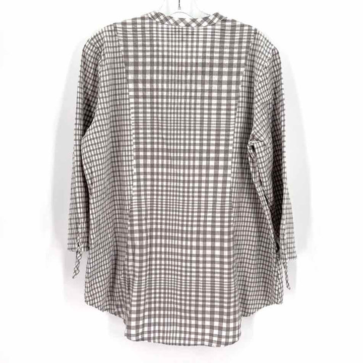 Size M Gray Sweater