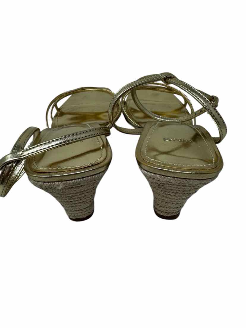 Shoe Size 39 MNG Gold Sandals