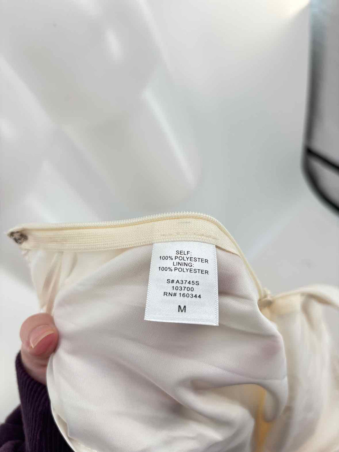 Size M Cream Skirt