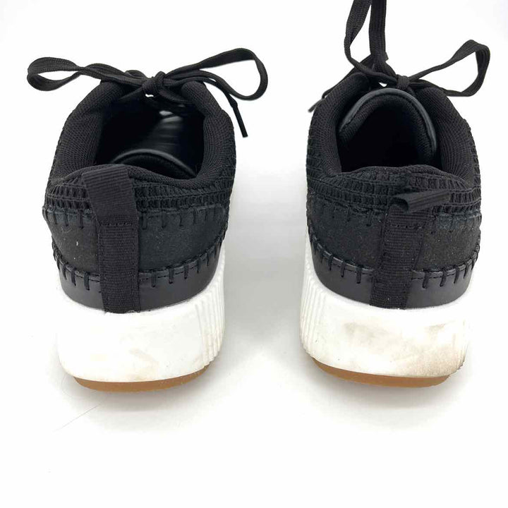 Shoe Size 8.5 Black Knit Sneakers