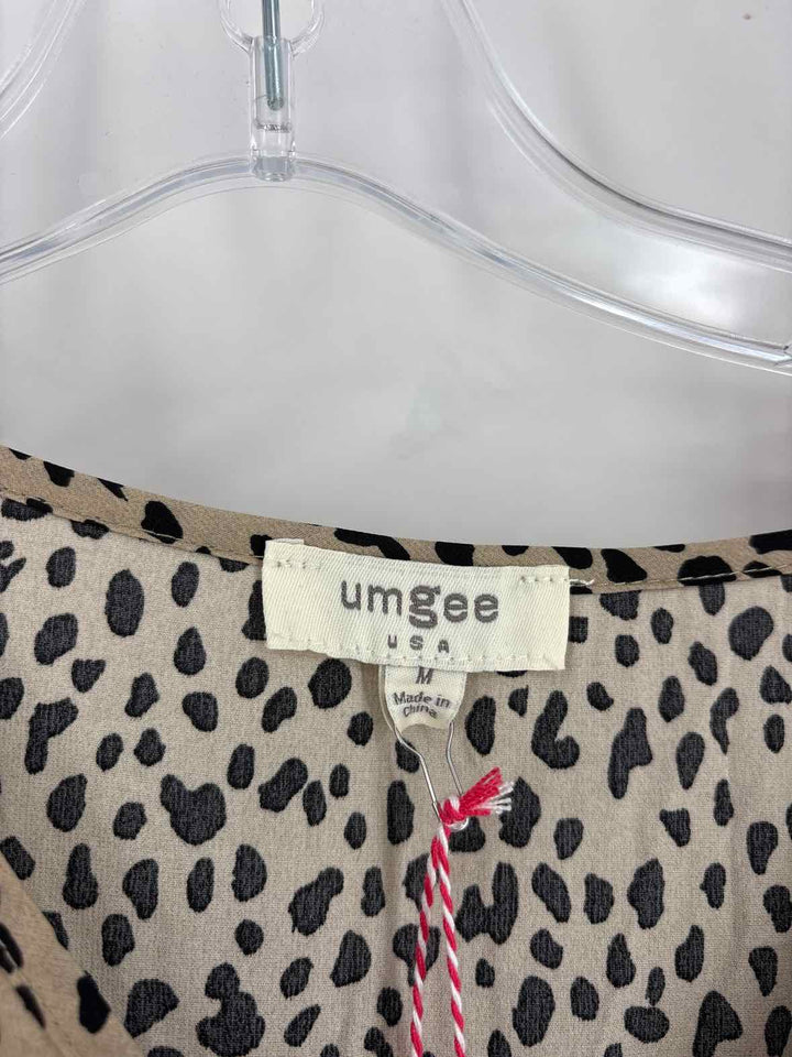 Size M Umgee TAN PRINT Shirt