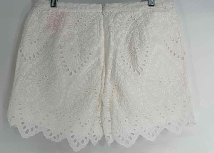 Size 4 TRINA TURK White Lace Shorts