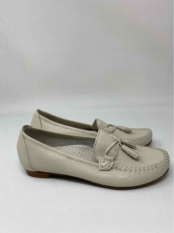 Shoe Size 10 Cole Haan Cream Leather Flats