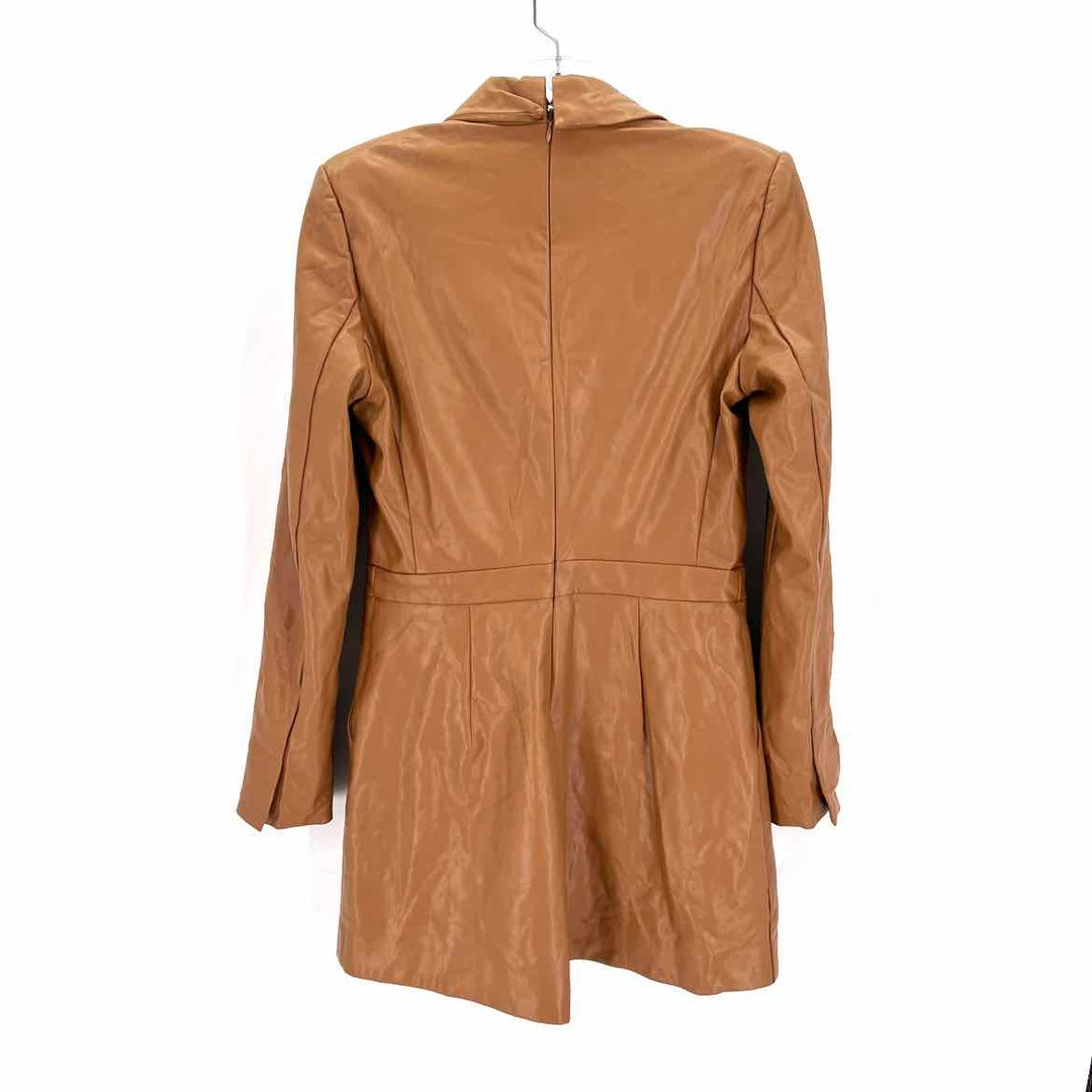Size 6 GUESS Tan Dress
