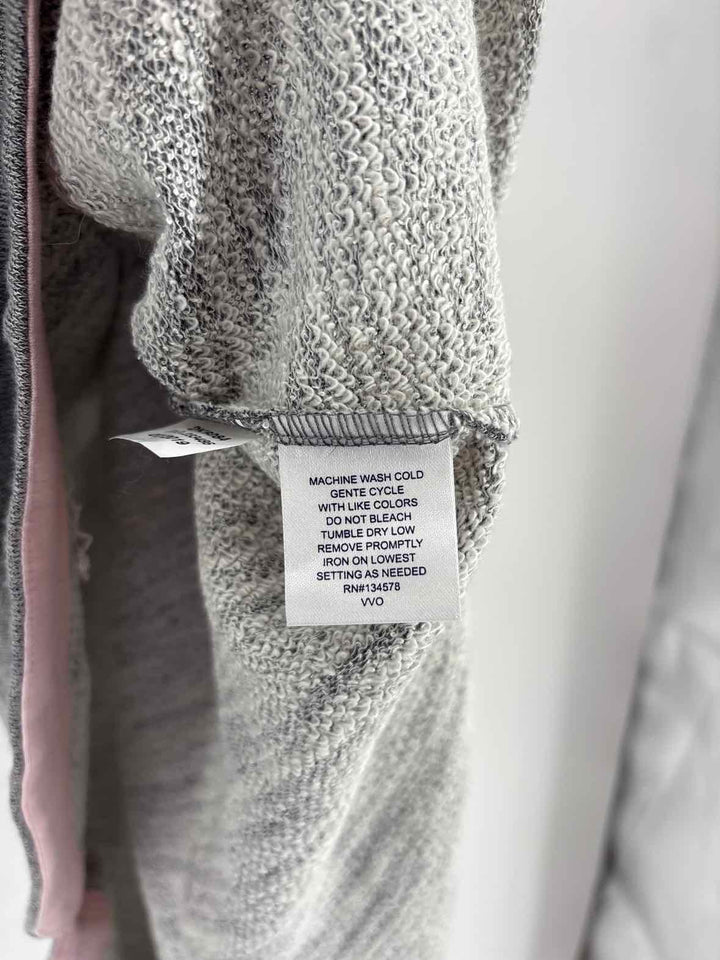 Size S Vineyard Vines Gray Sweater