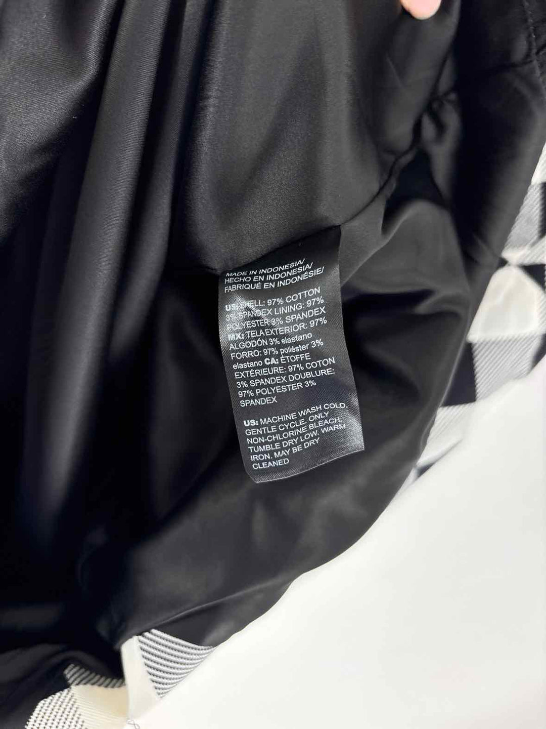 Size 4 White House Black Market Black/White Dress
