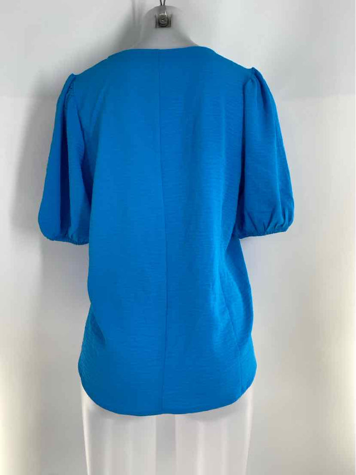 Size M ZENANA Blue Shirt