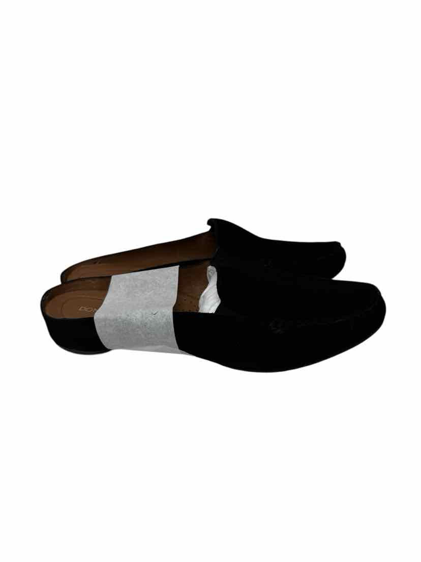 Shoe Size 7 DONALD PLINER Black Suede Flats