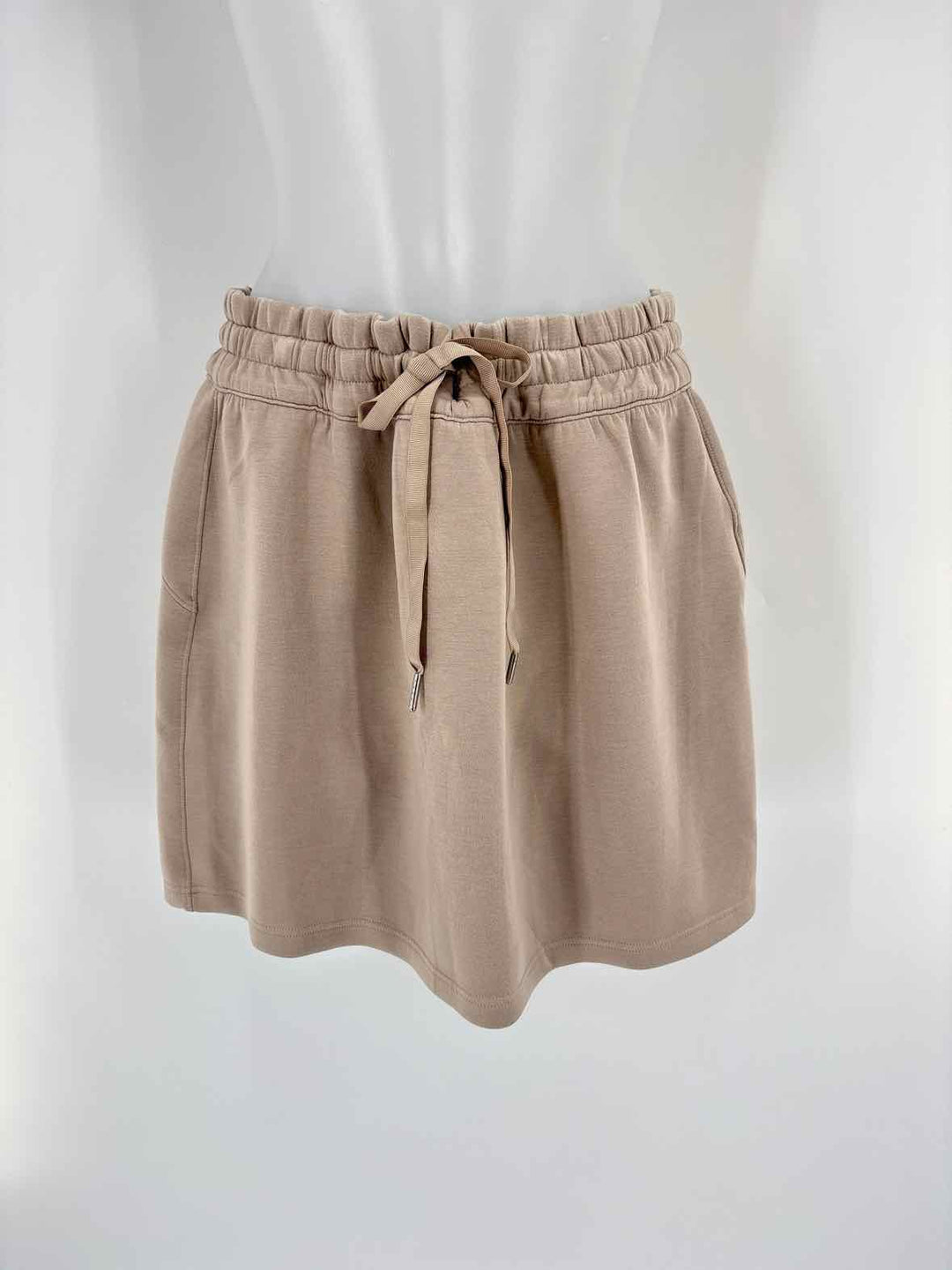 Size 1X SPANX Tan Skirt