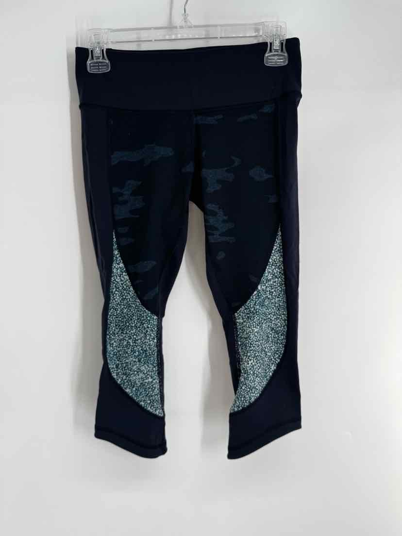 Size 6 Lululemon Navy Print Pants