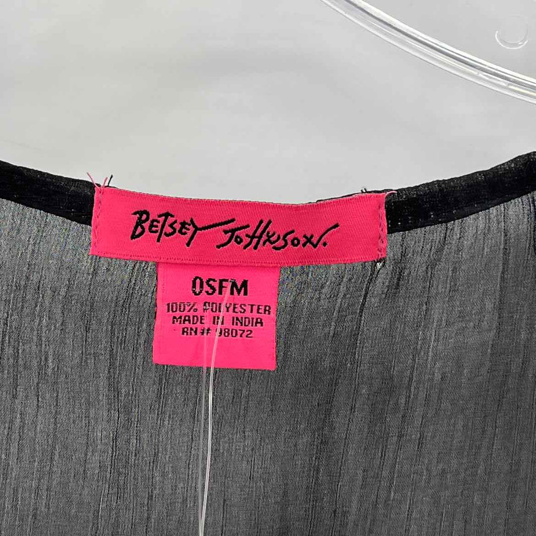 BETSEY JOHNSON Shawl