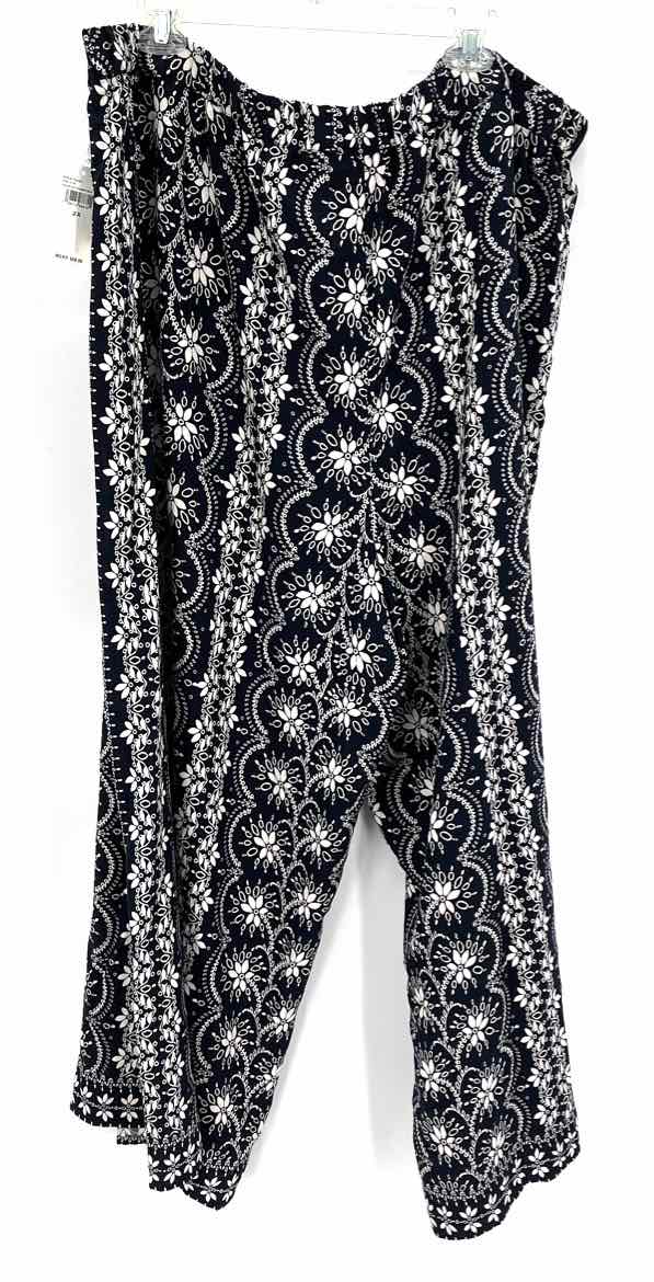 Size 2X CECE Navy Pants
