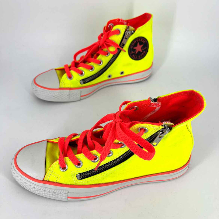 Shoe Size 7 Converse Multi-Color Canvas Sneakers